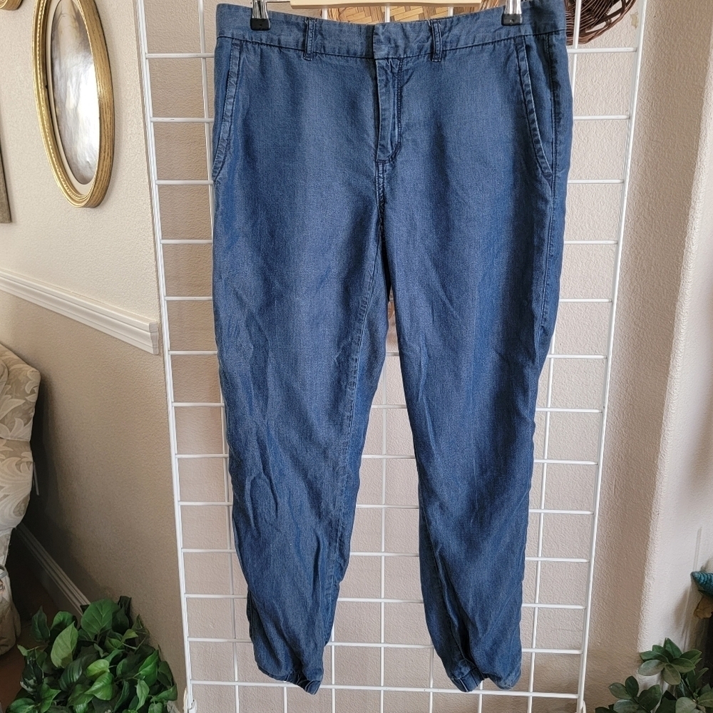 Banana Republic Denim Light Weight Jogger Sz 4